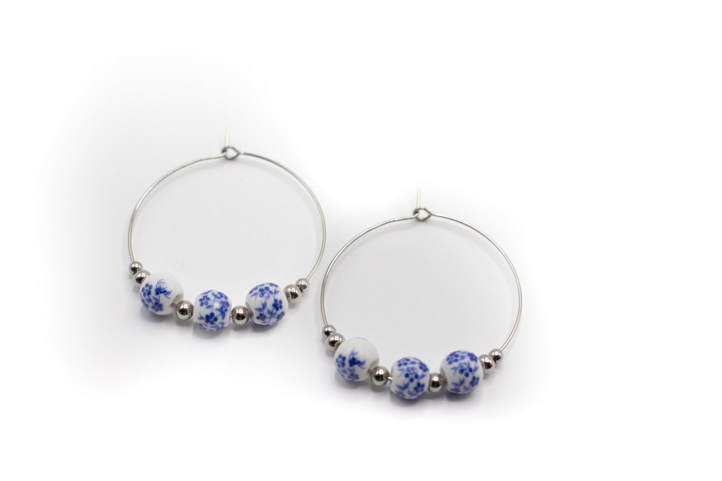 pendientes de aro y acero inoxidable color plata con cerámica china