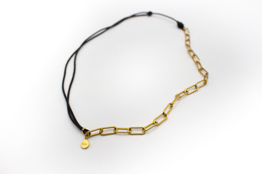 Verstellbare Halskette aus goldfarbenem Edelstahl und schwarzer Kordel