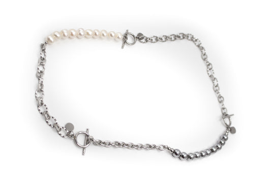 Halskette aus 3 Armbändern aus silberfarbenem Edelstahl und Naturperle mit natürlichem Hämatitstein