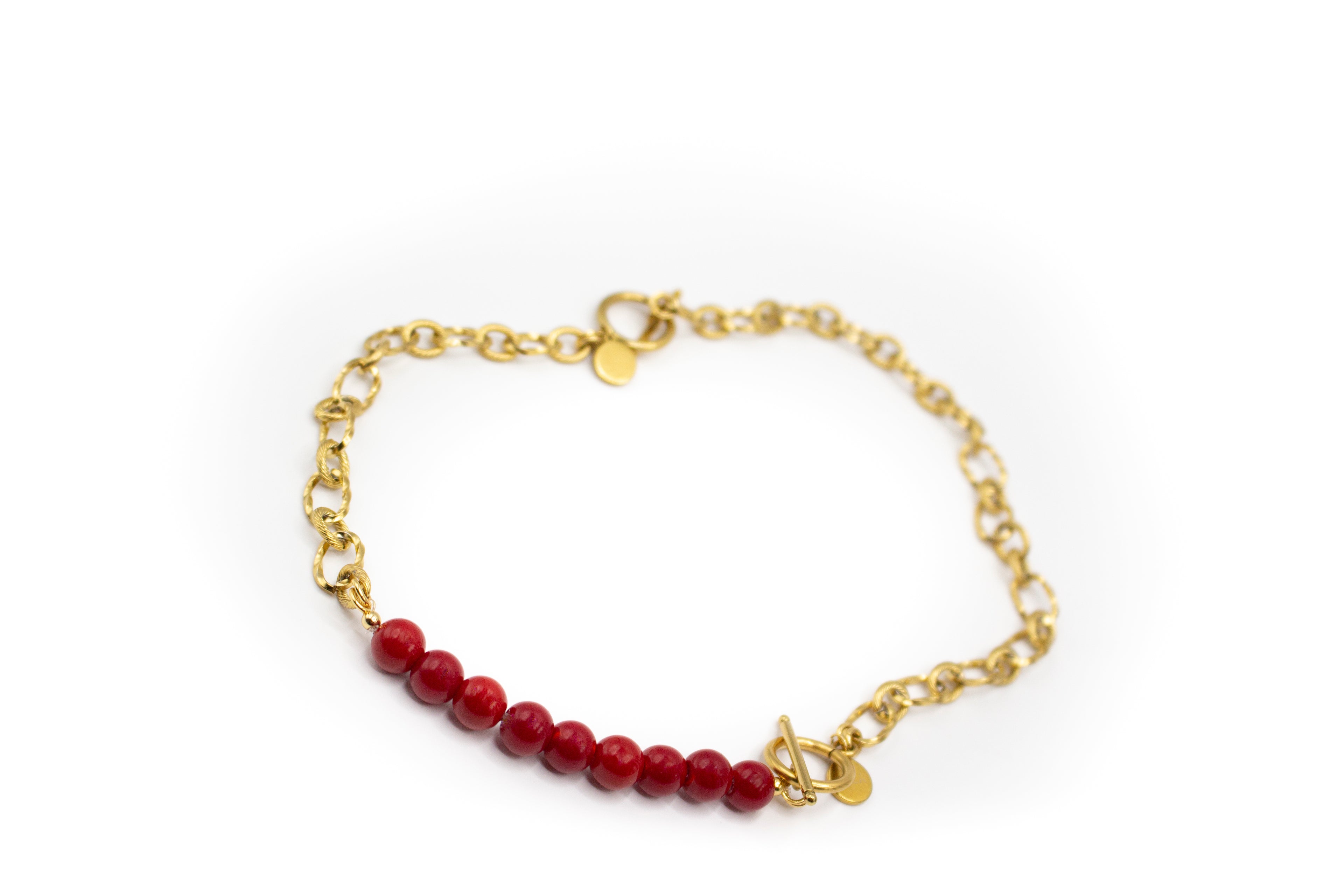 Collar de 2 Pulseras Acero Inoxidable Color Oro y Coral Rojo de Imitación