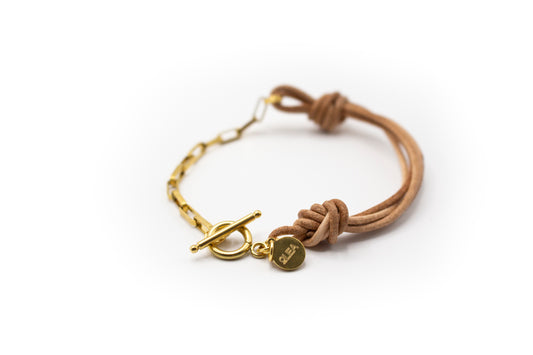 Bracelet en cuir naturel et demi-chaîne en acier inoxydable couleur or