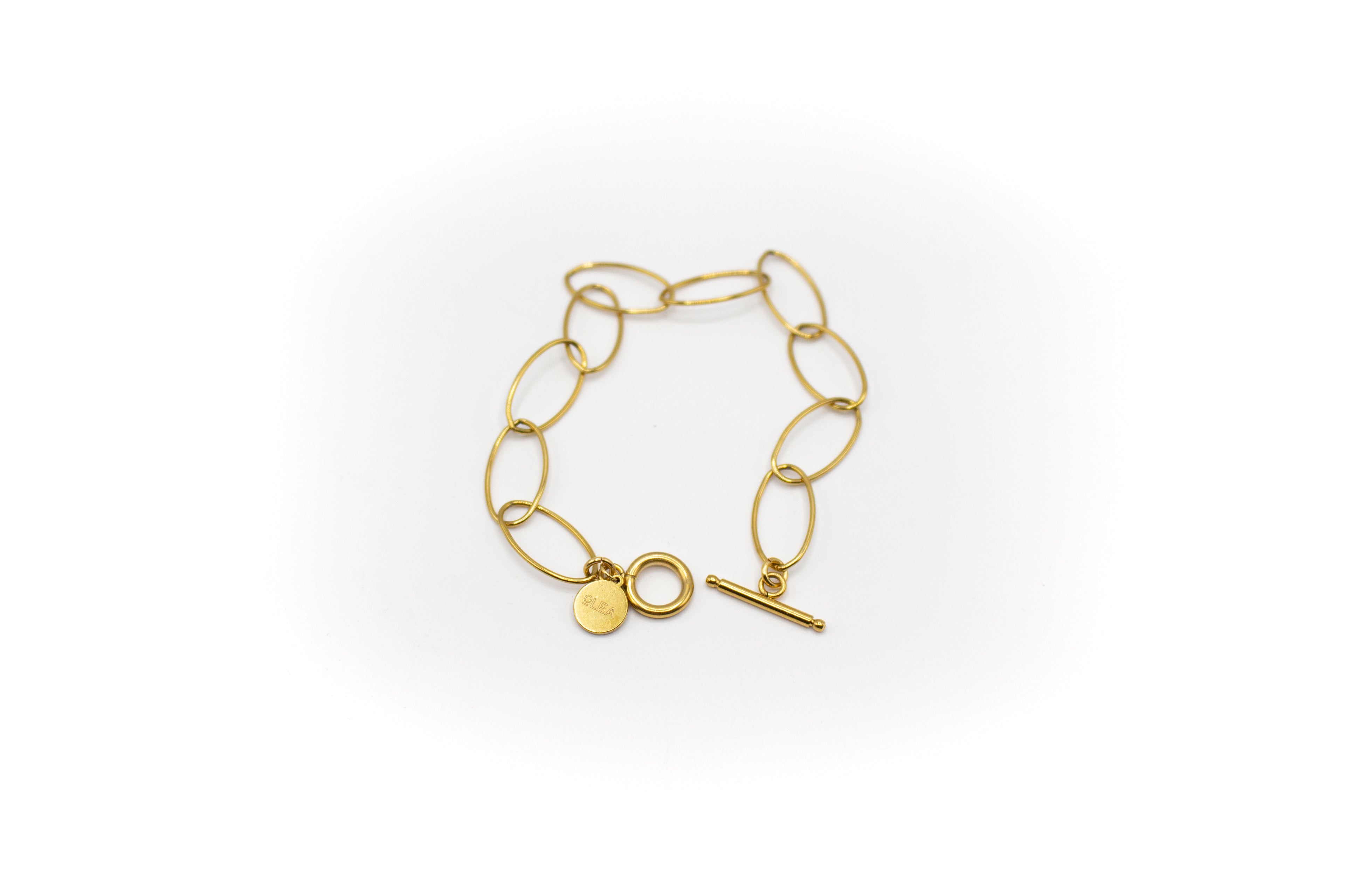 pulsera de acero bañado en oro