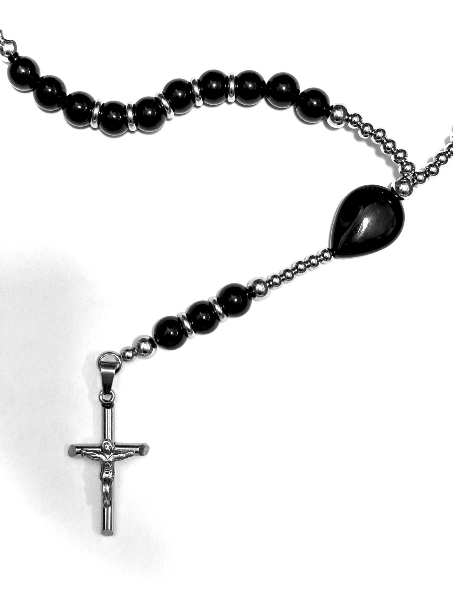 Rosario de acero inoxidable y piedras naturales obsidiana, turmalina y ónix