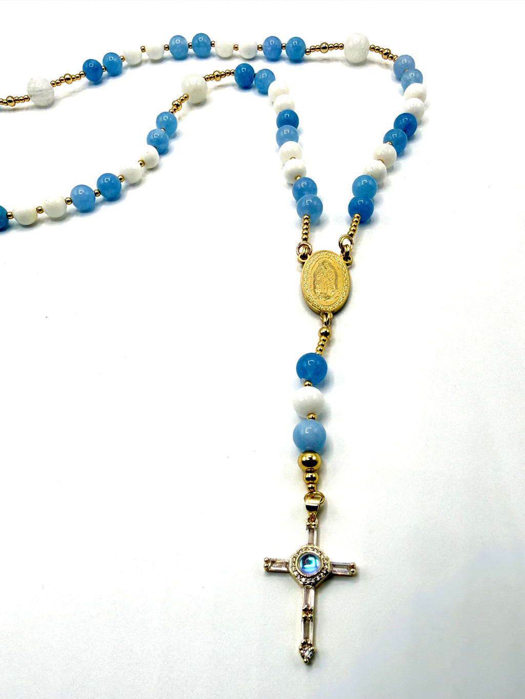 rosario de piedra natural piedra de ángel y ágata blanca con acero inoxidable bañado en oro de 14K