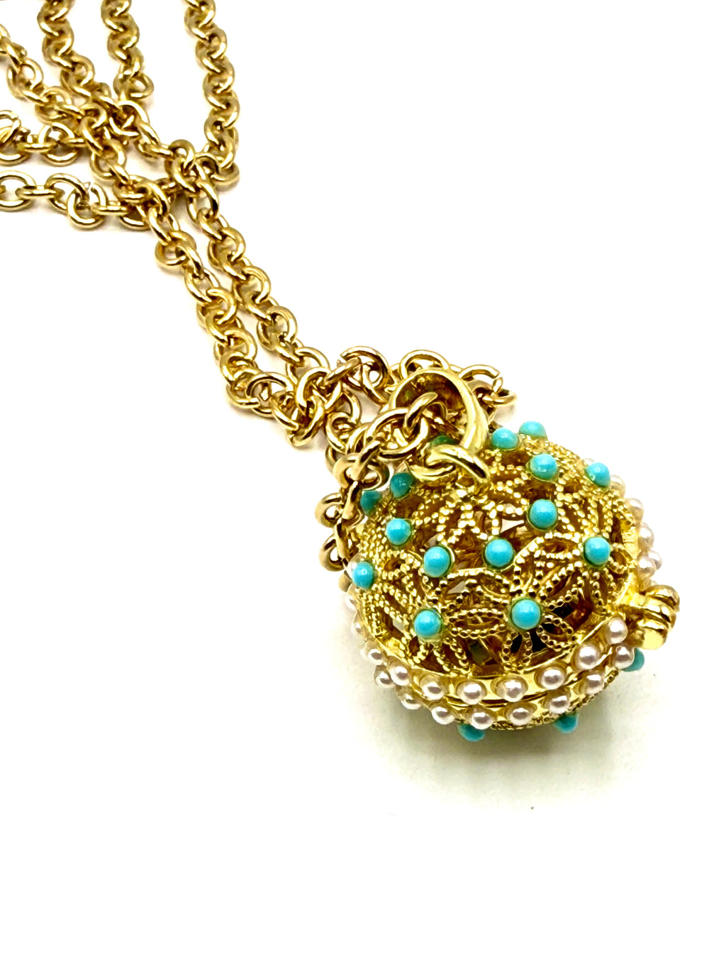 llamador de ángeles bola flores caladas con turquesas y perlas sintéticas acero inoxidable bañado en oro de 14K