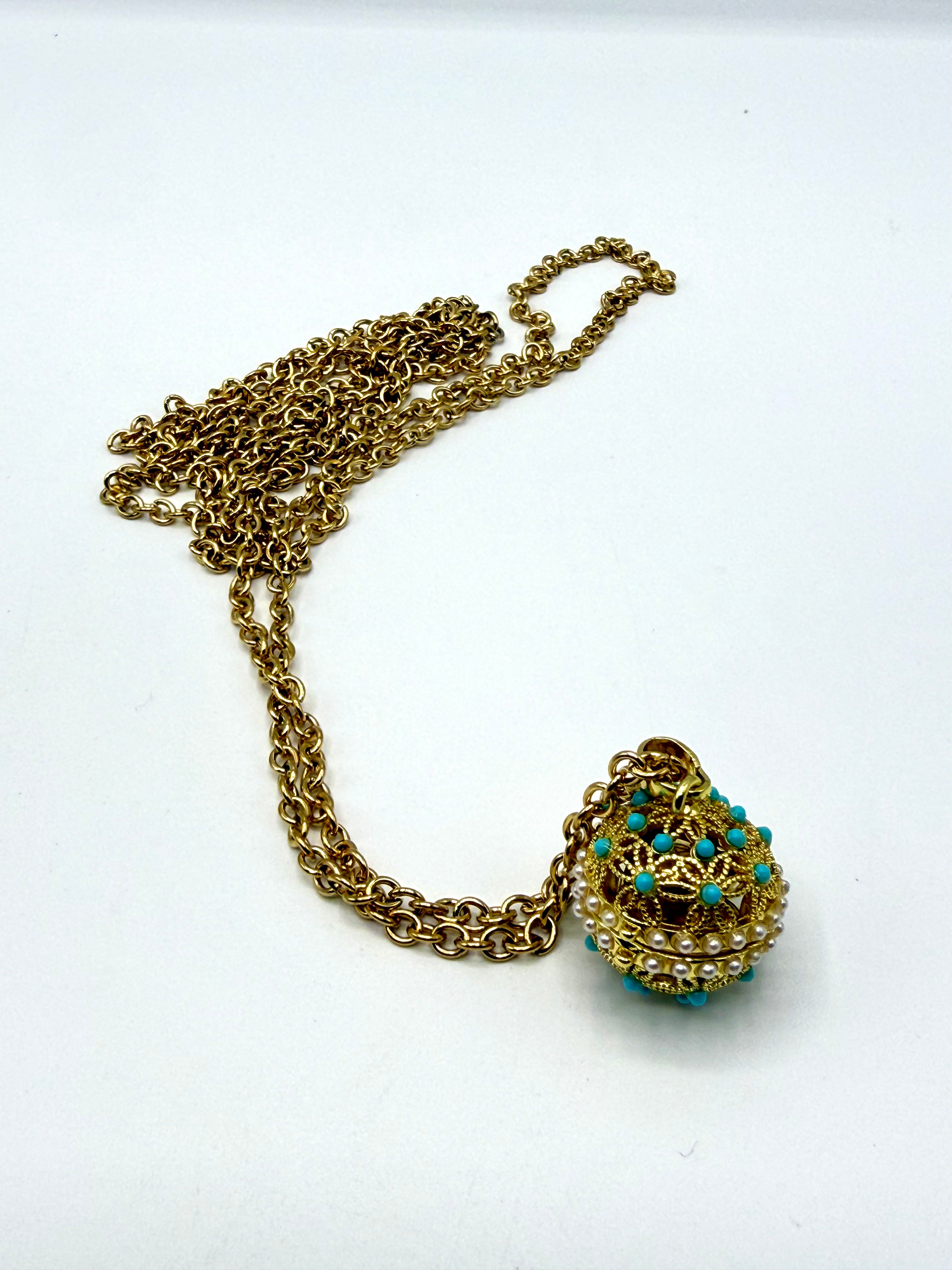 llamador de ángeles bola flores caladas con turquesas y perlas sintéticas acero inoxidable bañado en oro de 14K