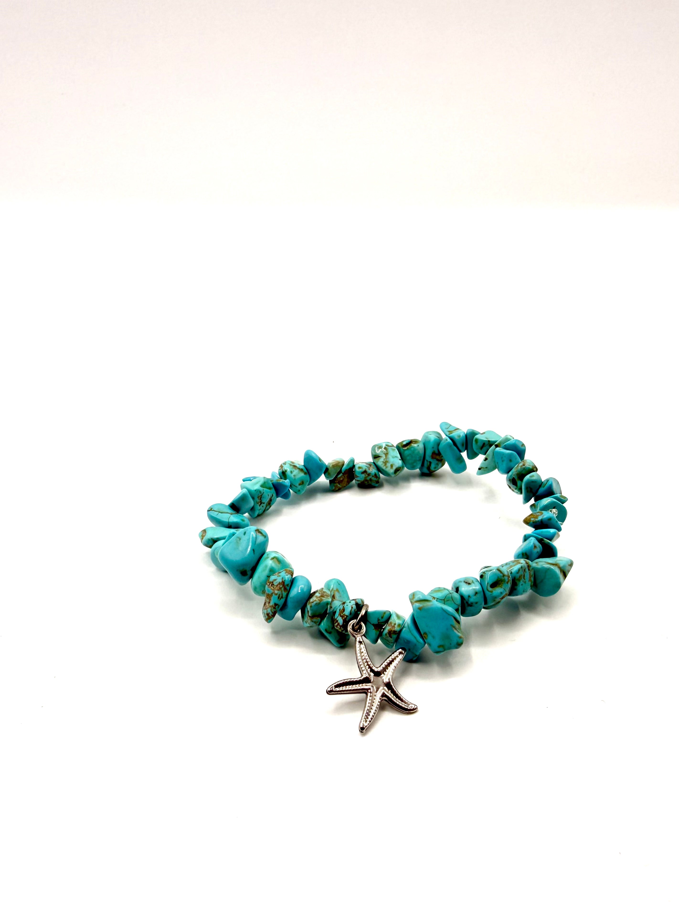 pulsera elástica de piedra natural turquesa con colgante de estrella de mar en acero inoxidable