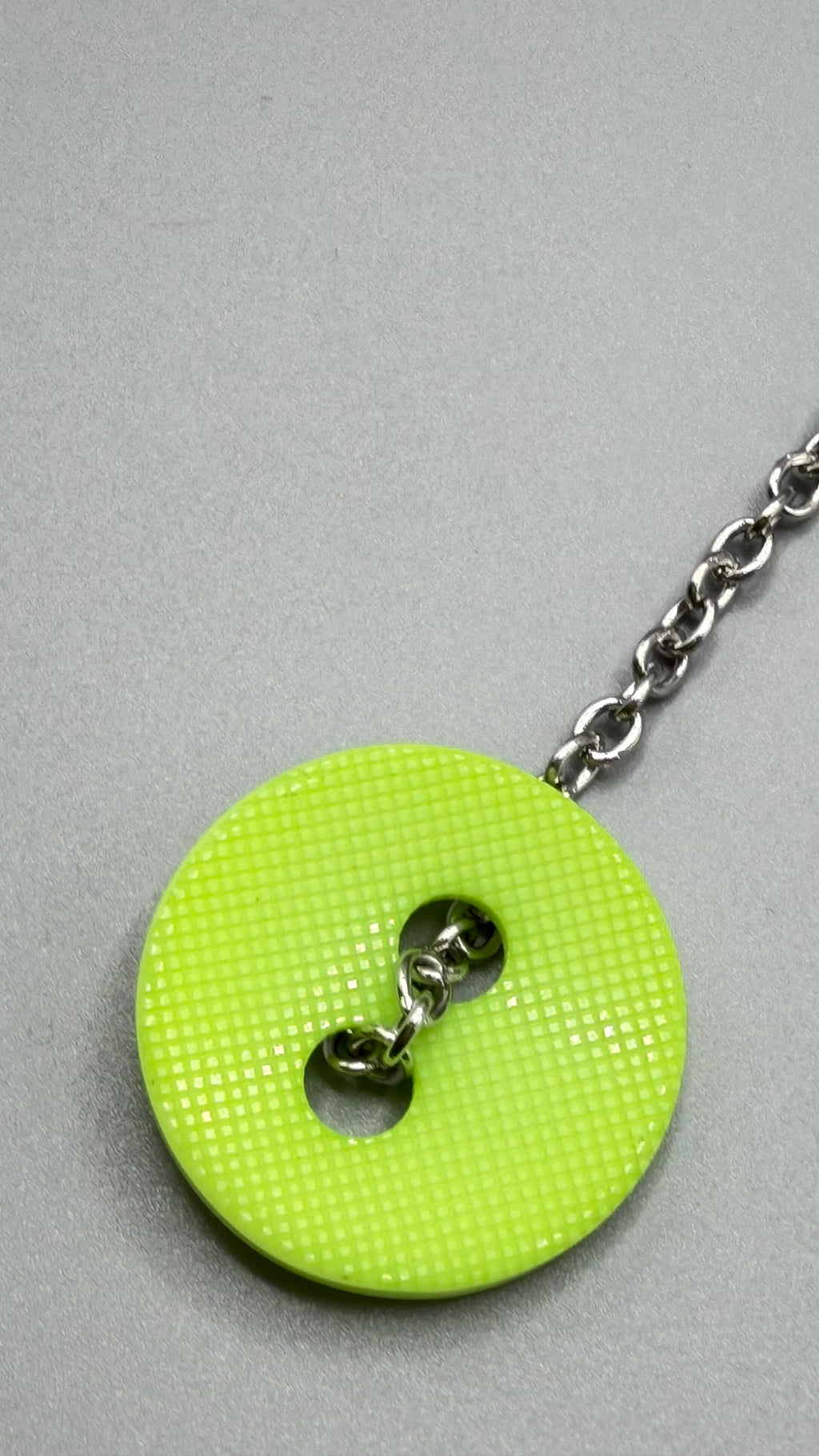 collar Botoné largo