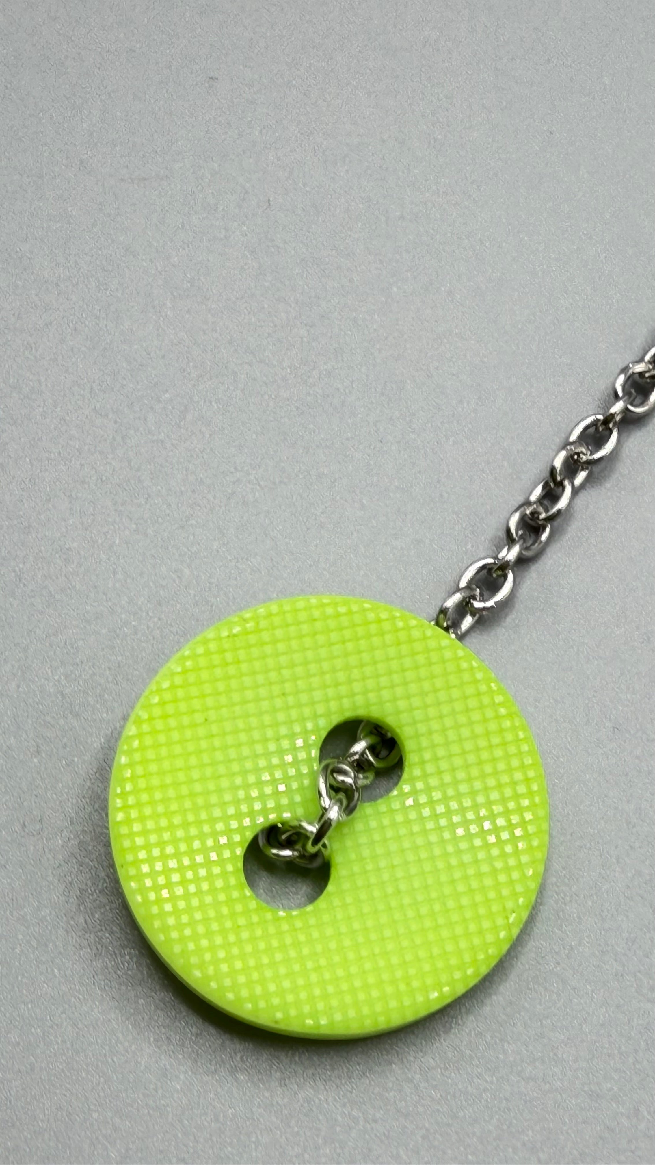 collar Botoné largo
