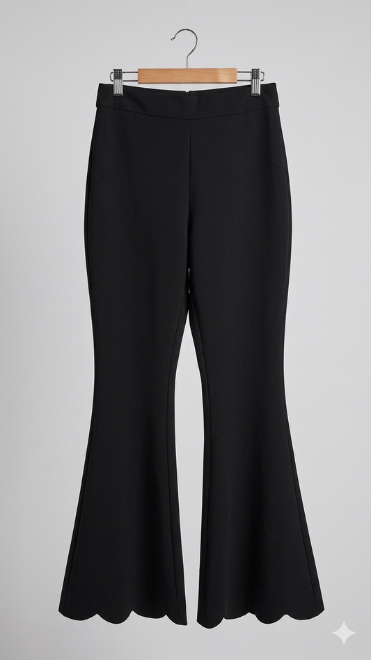 pantalones ajustados negros pata de campana