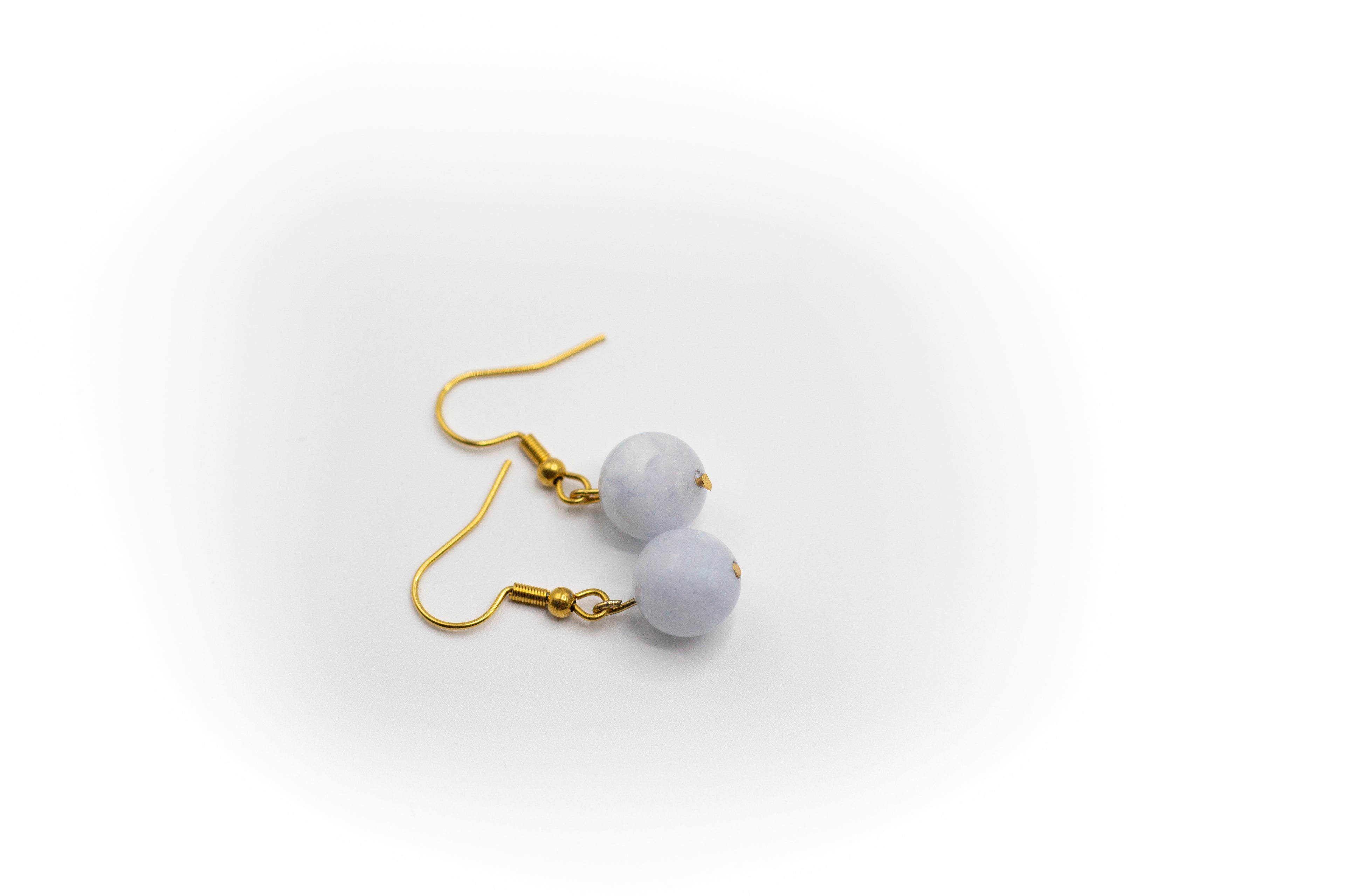 pendientes gancho de acero inoxidable color oro con piedra natural morganita de berilo (AZUL)